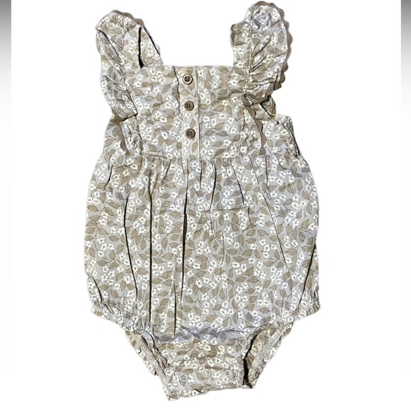 2 Pack Girls 3-6M Short Sleeve Onesies Bundle - Picture 2 of 3